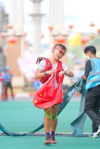 BIB: 
                            <button type="button" onclick="openModal(21762651)" class="btn btn-primary btn-sm float-right btn-popup" data-toggle="modal" data-target=".modal-high-quality">
                        <i class="fas fa-shopping-cart"></i> Add to Cart
                    </button>
                                            <button type="button" onclick="isThisMe(21762651, true)" class="btn btn-success btn-sm float-right btn-popup btn-isme hidden" data-toggle="tooltip" data-placement="bottom" title="นี่คือรูปของคุณใช่ไหม คลิกที่นี่เพื่อเอาเข้าอัลบั้ม">
                        <i class="fas fa-plus"></i> Add to album
                    </button>
                    <button type="button" onclick="isThisMe(21762651, false)" class="btn btn-warning btn-sm float-right btn-popup btn-isnotme hidden">
                        <i class="fas fa-ban"></i> Remove from album
                    </button>